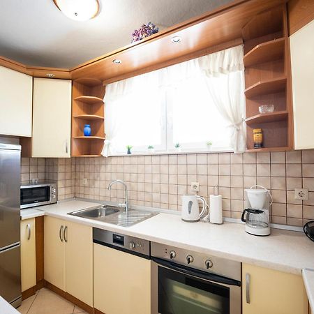 Apartment Suzy Zadar Buitenkant foto