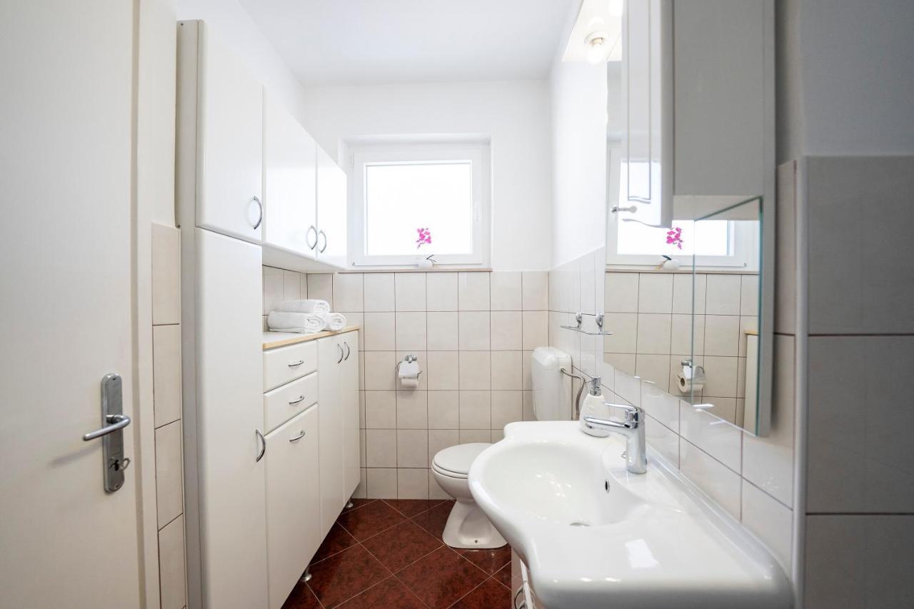 Apartment Suzy Zadar Buitenkant foto