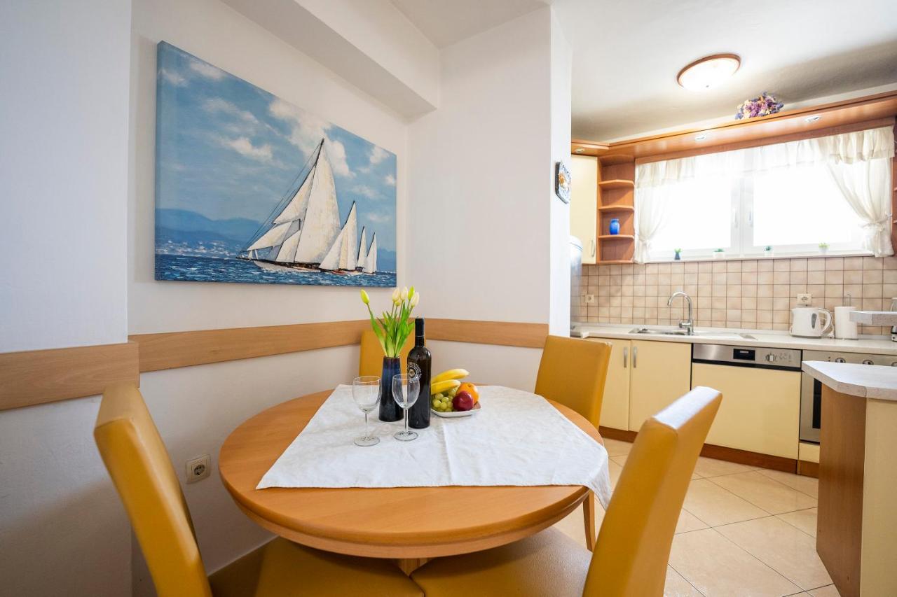 Apartment Suzy Zadar Buitenkant foto
