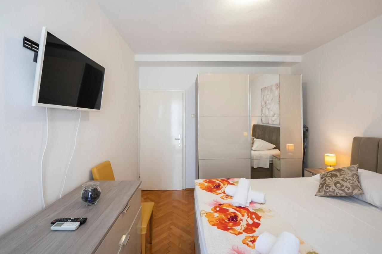 Apartment Suzy Zadar Buitenkant foto